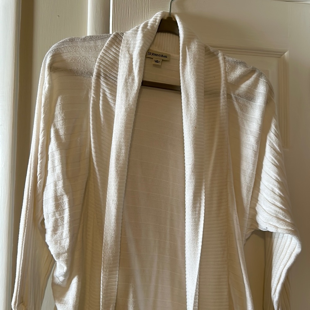 St John’s Bay size medium ladies winter white cardigan